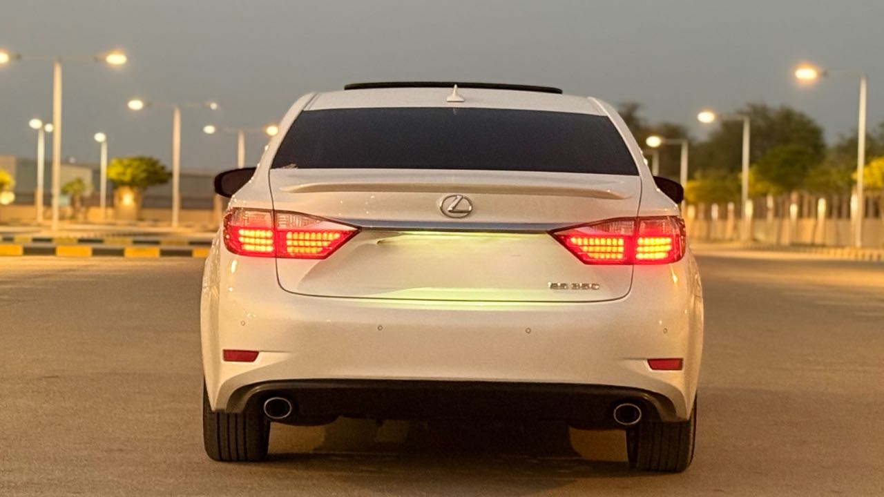 Car Image 2014 LEXUS ES 350