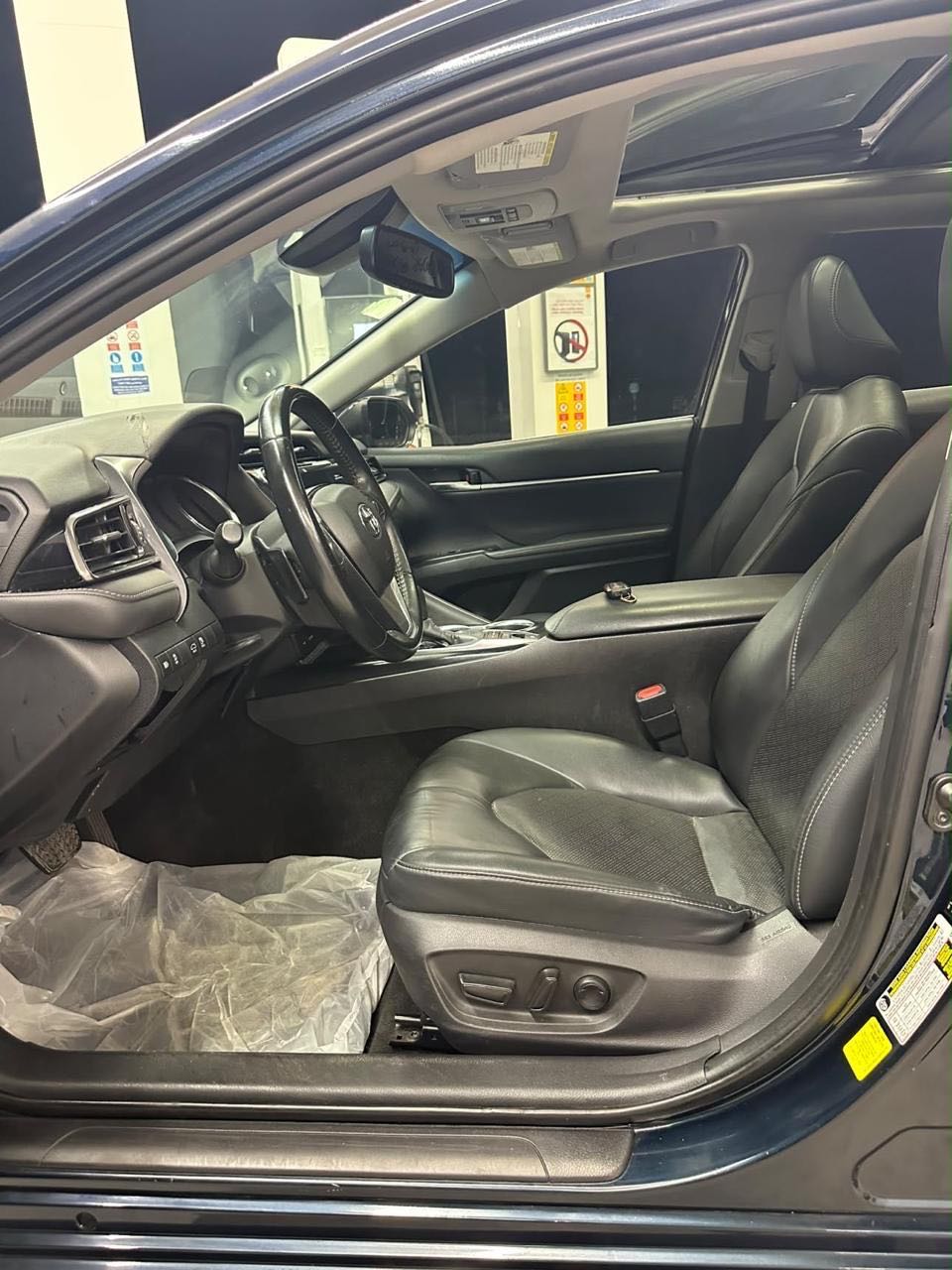 Car Image 2020 TOYOTA CAMRY XSE