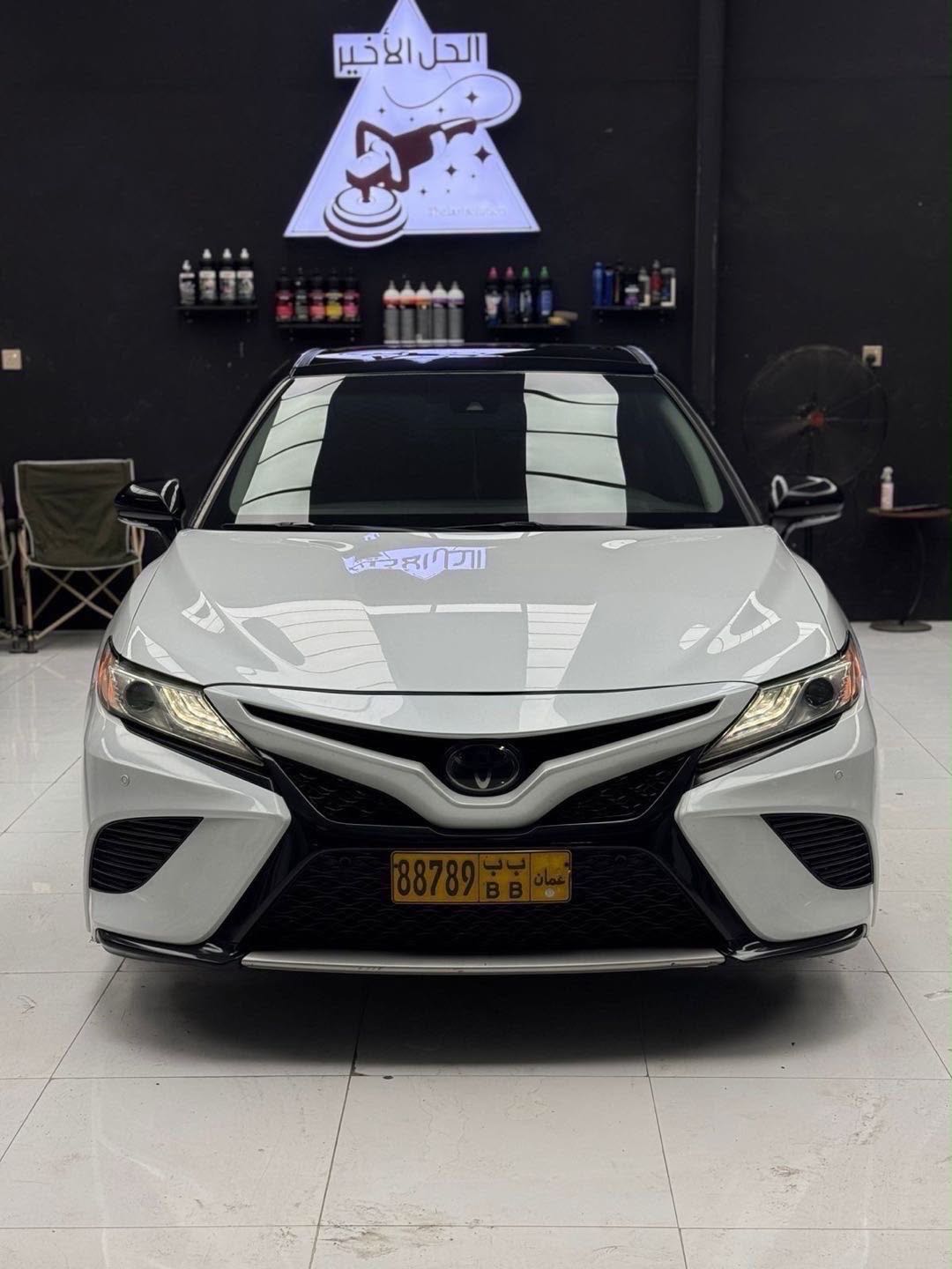 Car Image 2018 TOYOTA CAMRY XSE