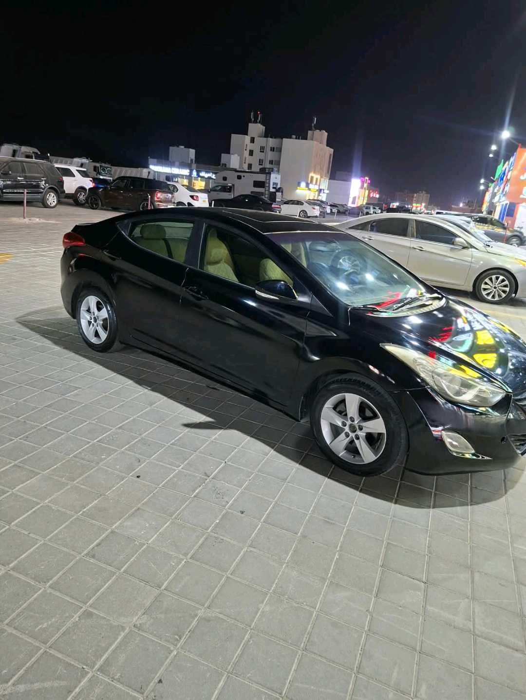 Car Image 2012 HYUNDAI ELANTRA GLS