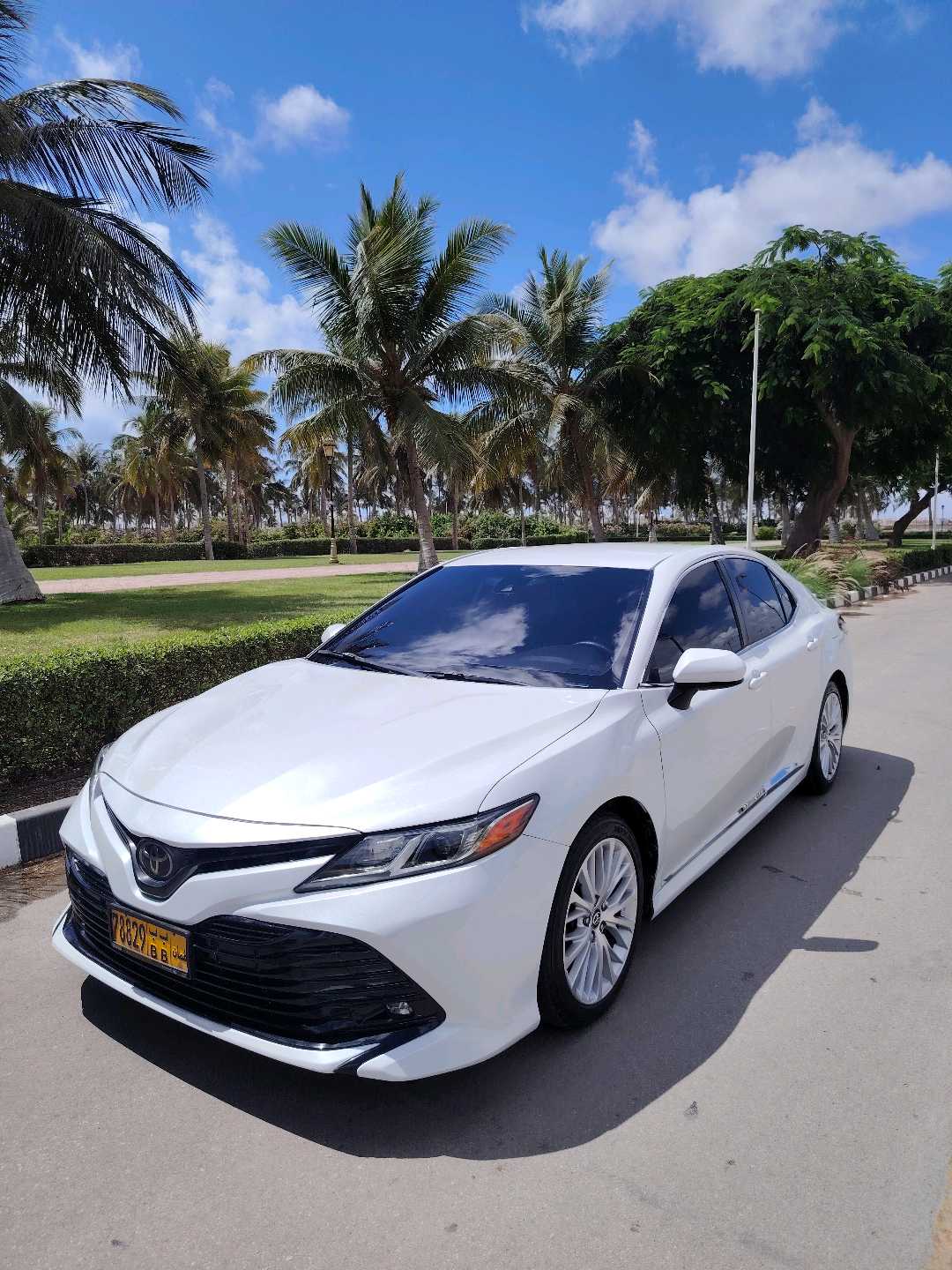 Car Image 2018 TOYOTA CAMRY LE