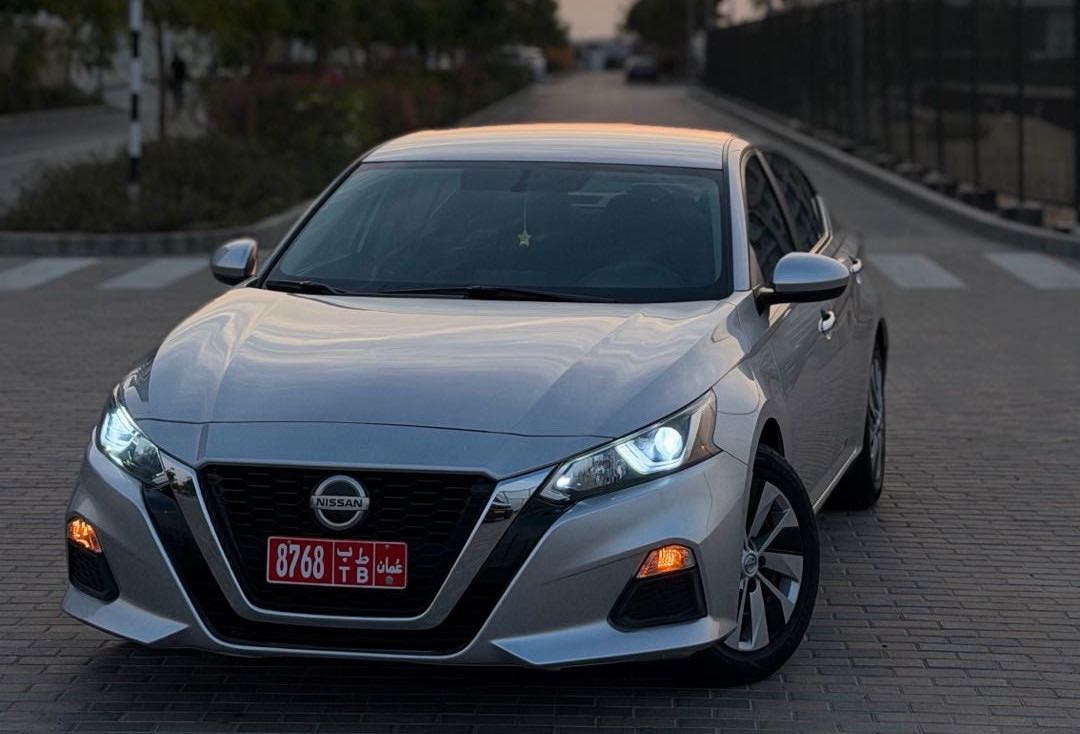 NISSAN ALTIMA 2020