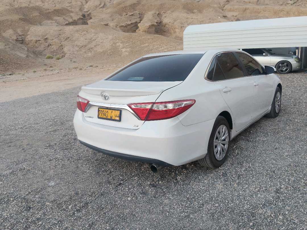 Car Image 2017 TOYOTA CAMRY GL
