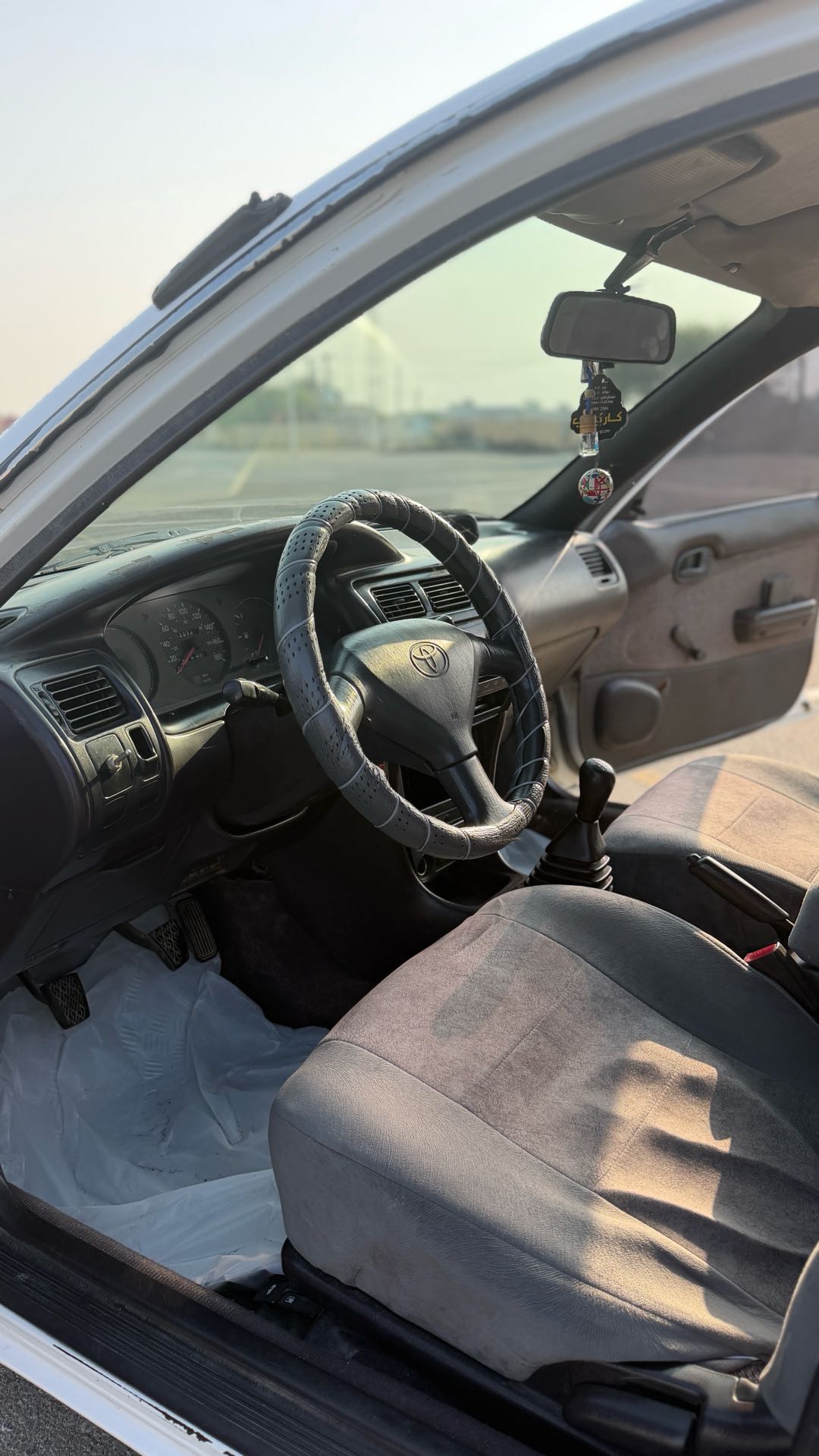 Car Image 1993 TOYOTA COROLLA XLI