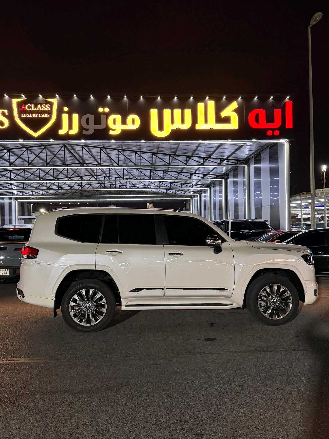 Car Image 2026 TOYOTA LAND CRUISER GX.R