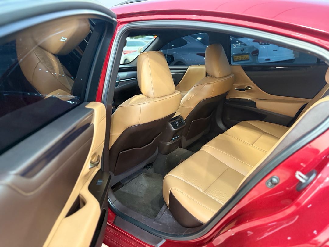 Car Image 2020 LEXUS ES 350