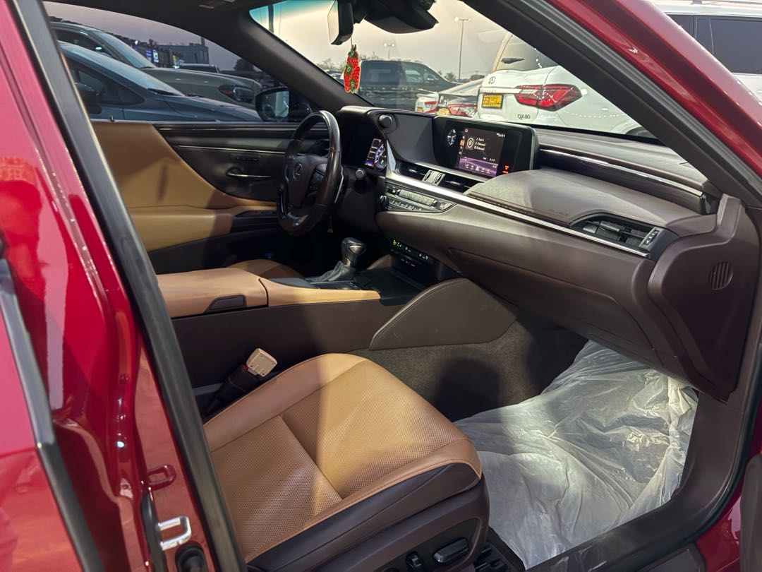 Car Image 2020 LEXUS ES 350