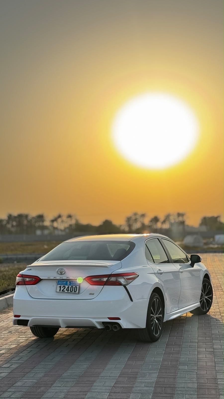 Car Image 2018 TOYOTA CAMRY SE
