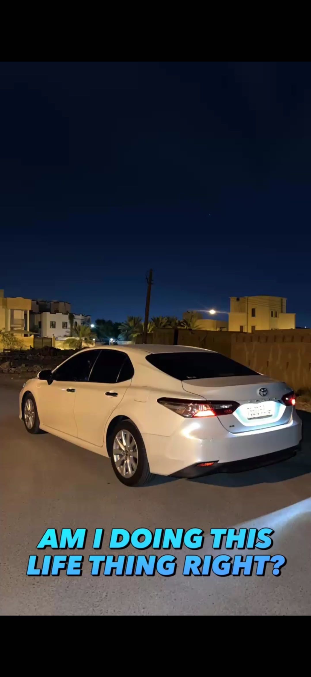 Car Image 2018 TOYOTA CAMRY GLE