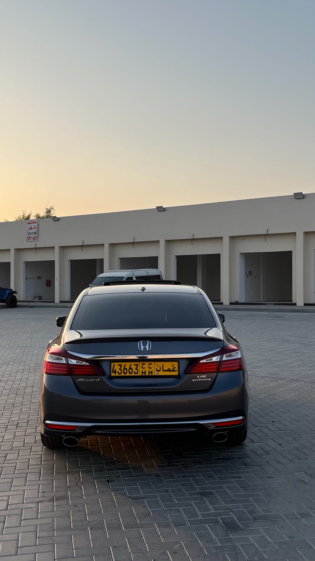 Car Image 2017 HONDA ACCORD TOURING