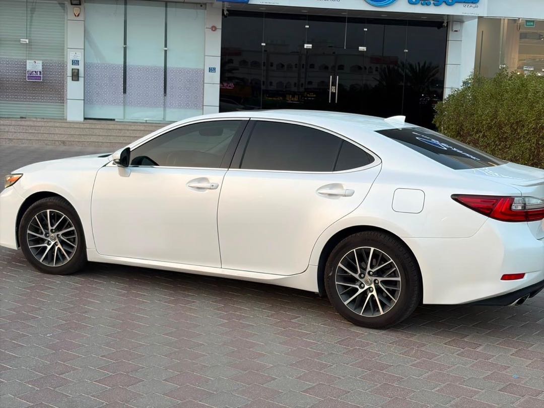 Car Image 2017 LEXUS ES 350