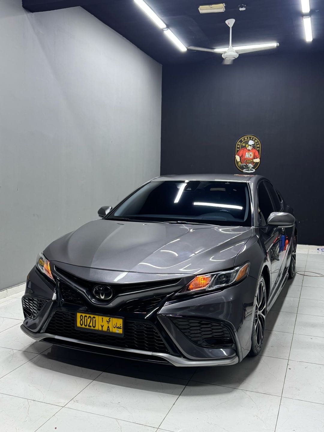 Car Image 2018 TOYOTA CAMRY SE
