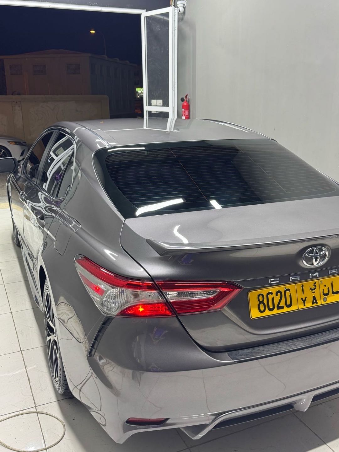 Car Image 2018 TOYOTA CAMRY SE