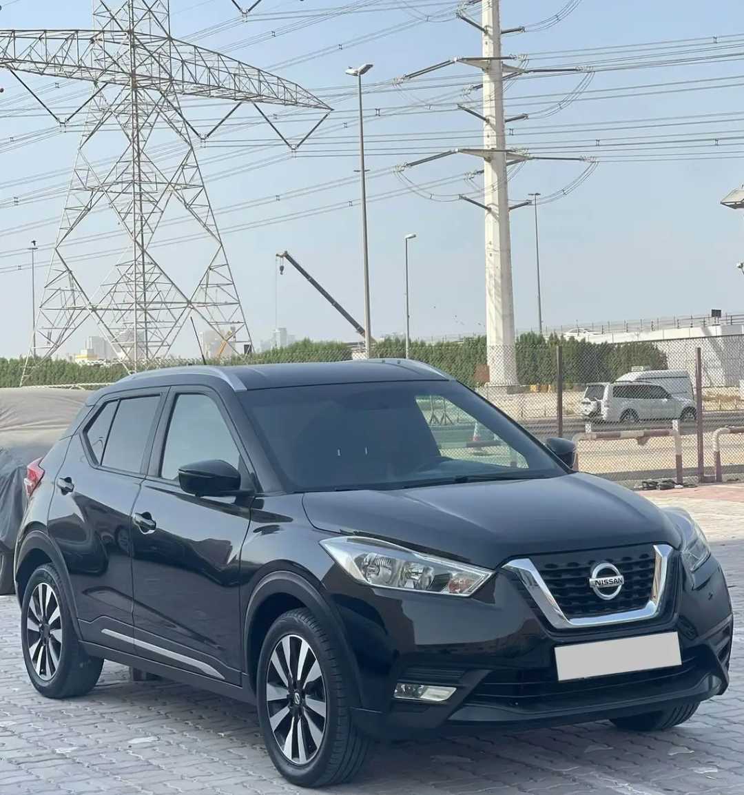 Car Image 2019 NISSAN KICKS 