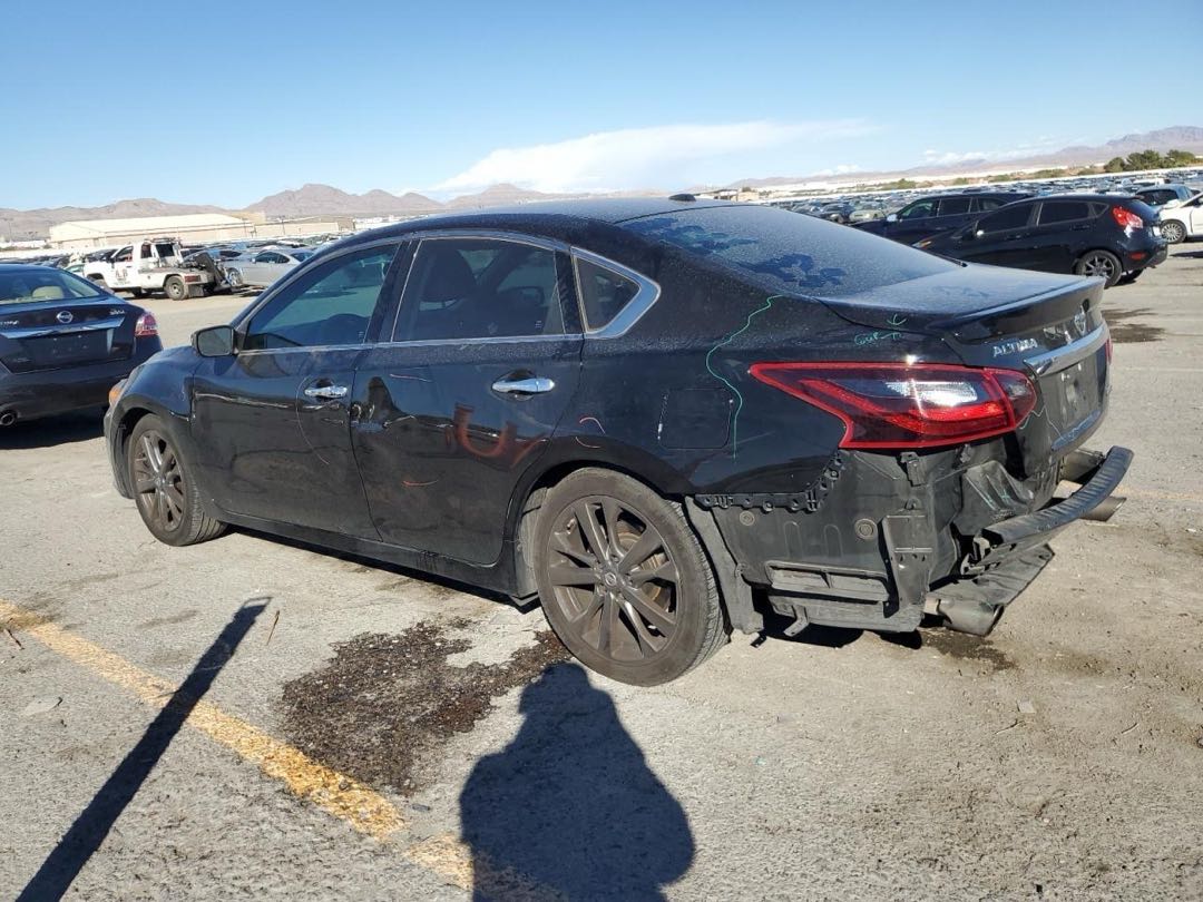 Car Image 2018 NISSAN ALTIMA SR