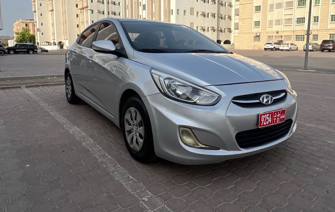 HYUNDAI ACCENT 2016