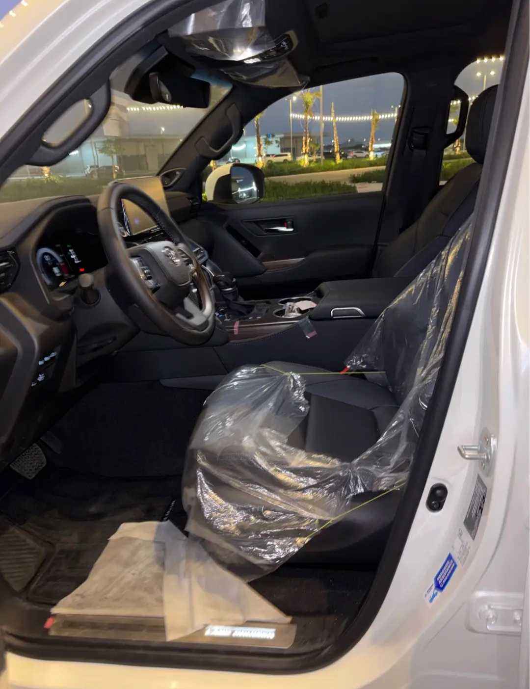 Car Image 2026 TOYOTA LAND CRUISER GX.R