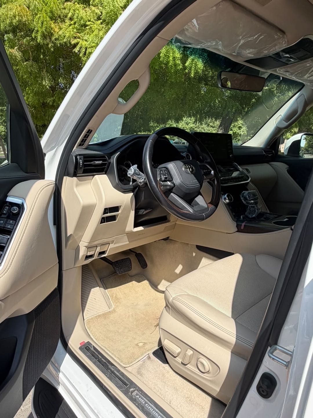 Car Image 2022 TOYOTA LAND CRUISER GX.R