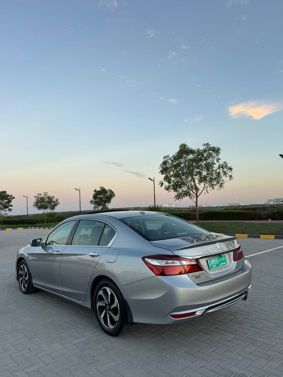 Car Image 2017 HONDA ACCORD EXL