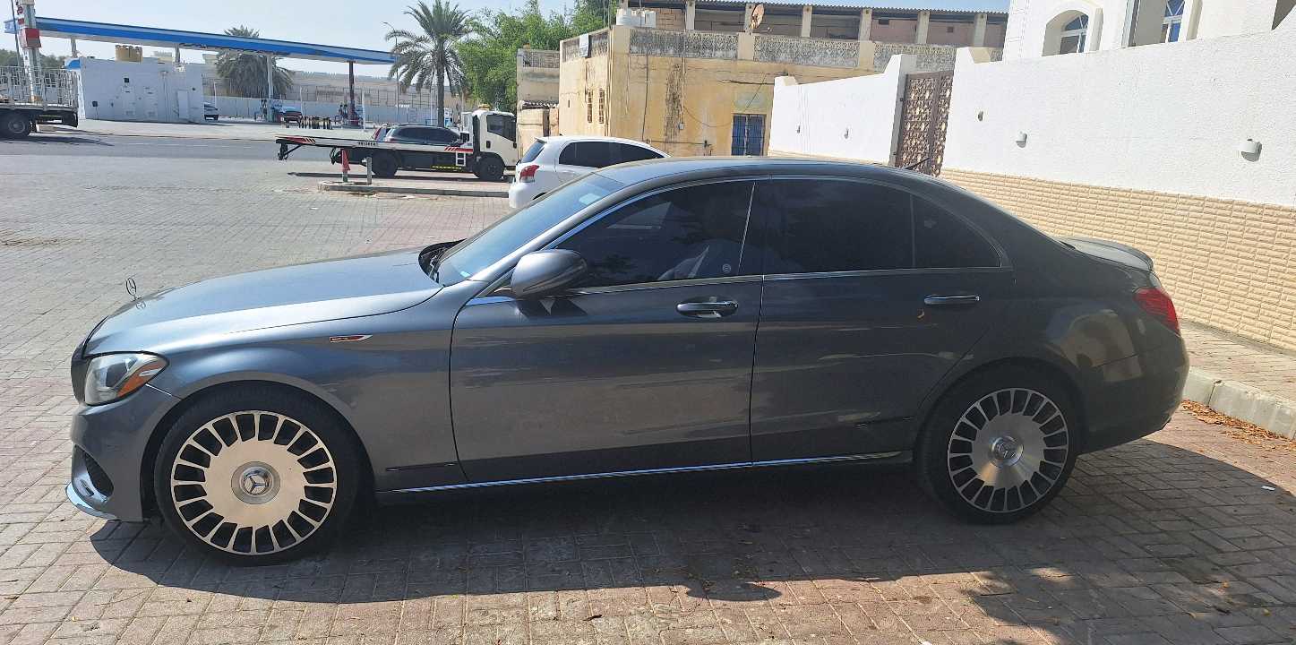 Car Image 2017 MERCEDES C Class 300