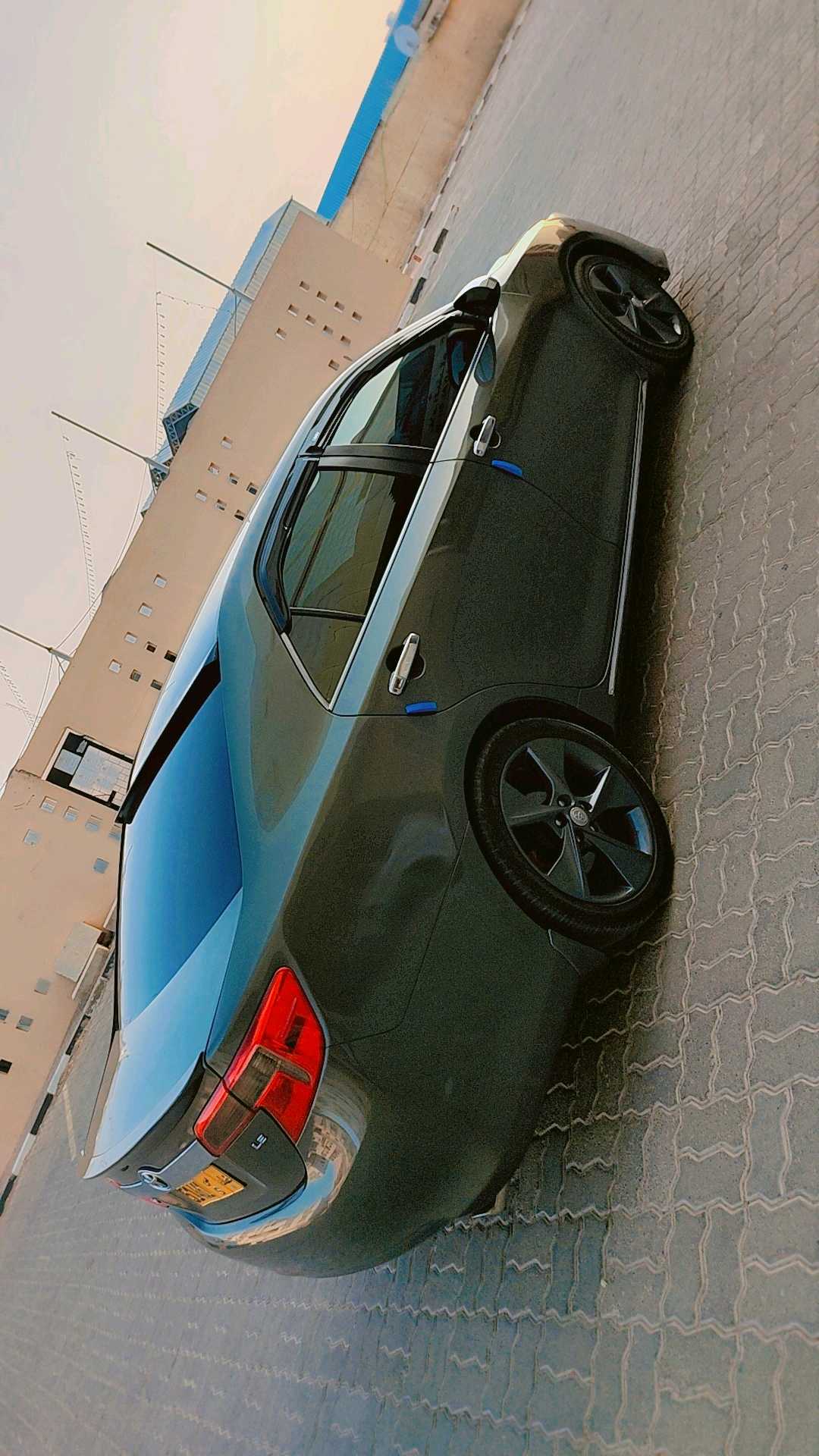 Car Image 2012 TOYOTA CAMRY LE