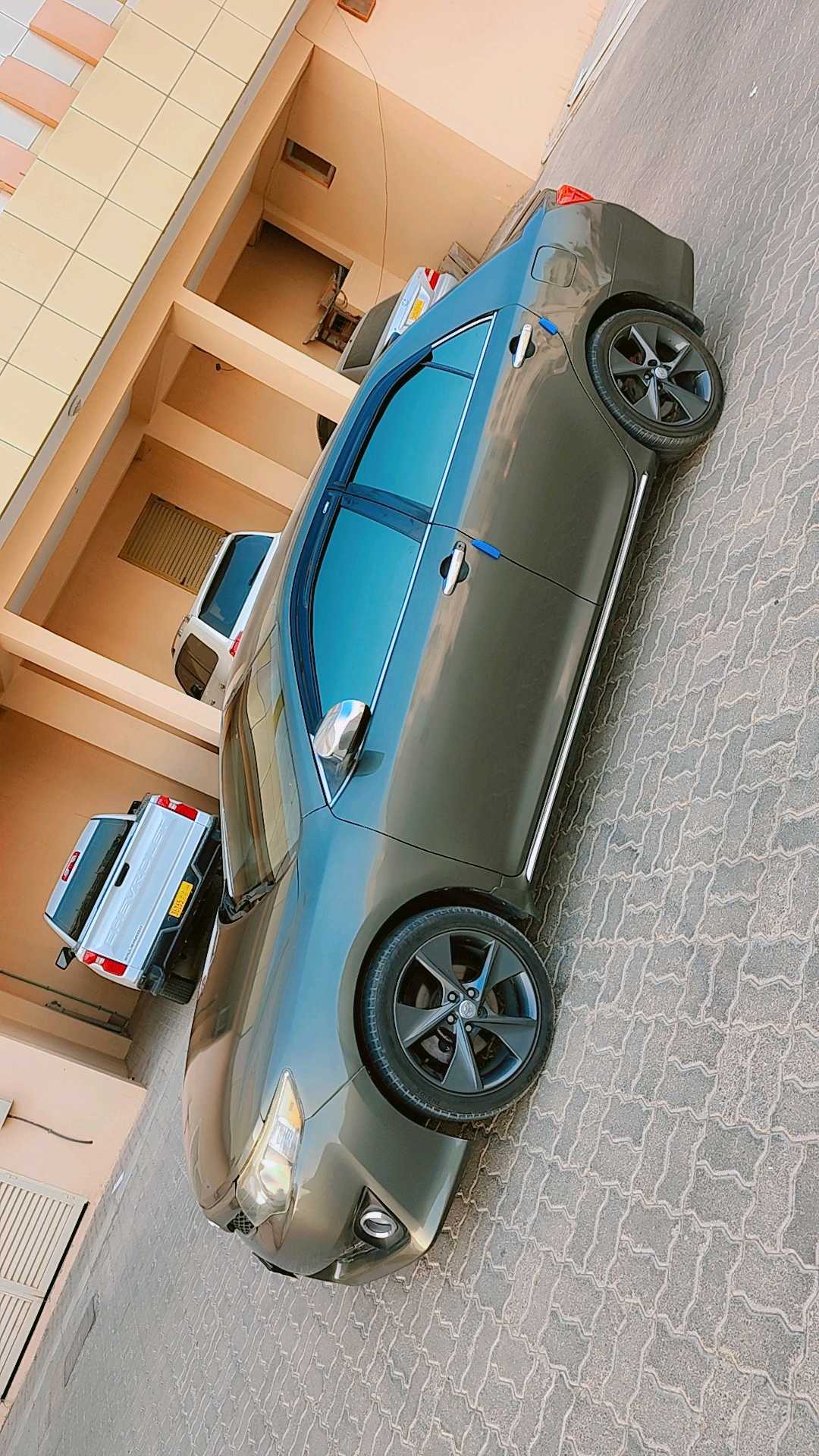 Car Image 2012 TOYOTA CAMRY LE