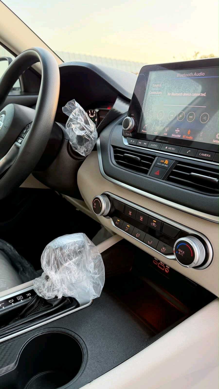 Car Image 2019 NISSAN ALTIMA SV