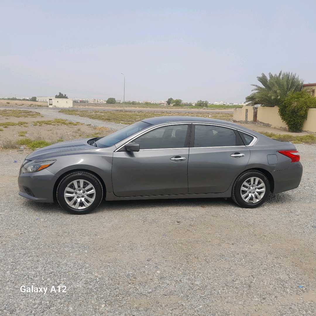 Car Image 2016 NISSAN ALTIMA S