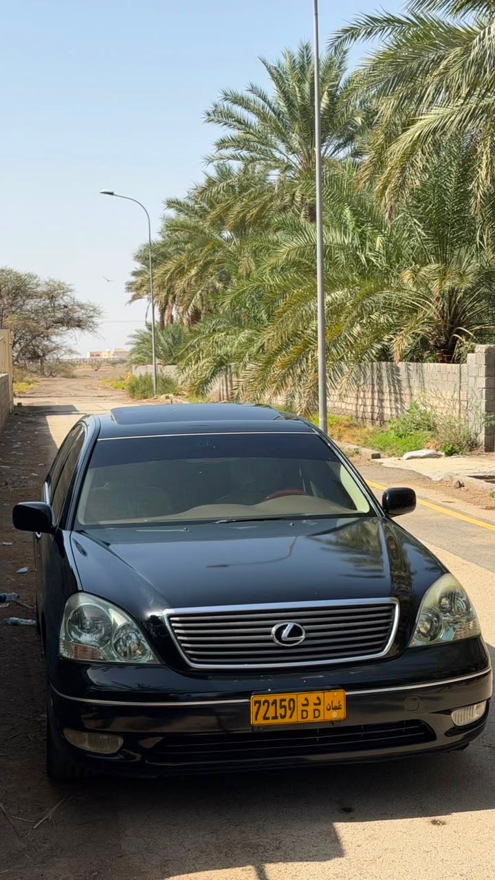Car Image 2002 LEXUS LS 430 1/2 Ultra