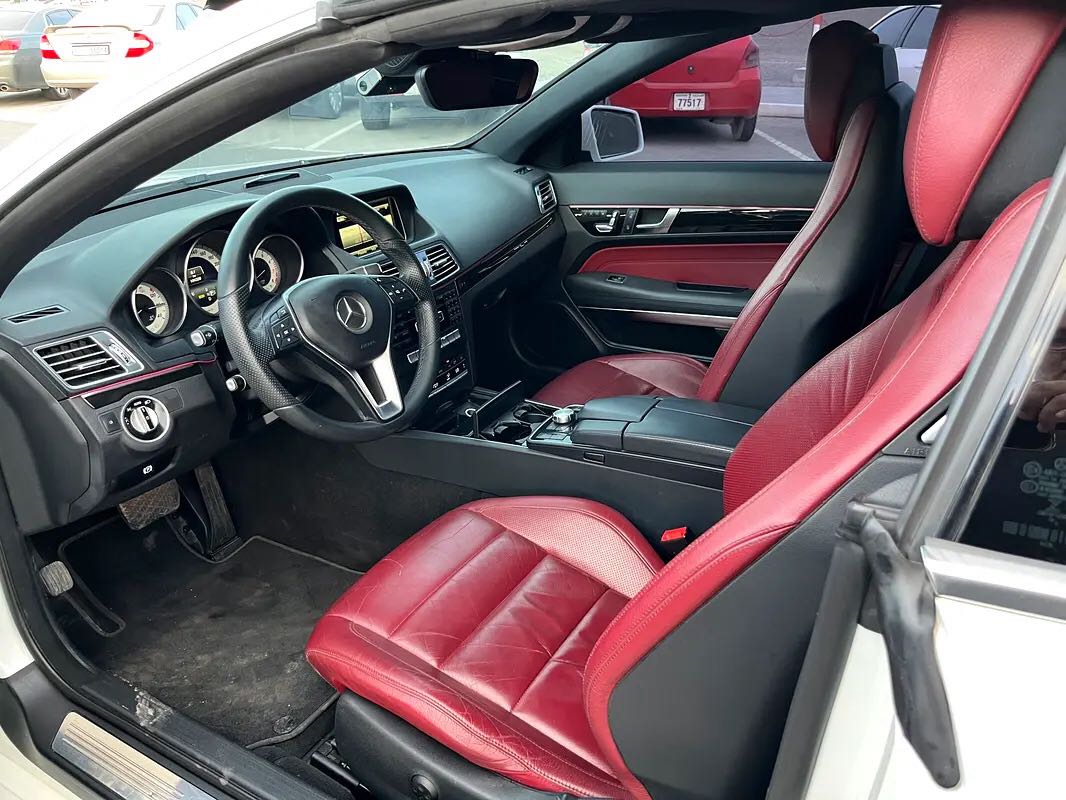 Car Image 2014 MERCEDES E Class 200