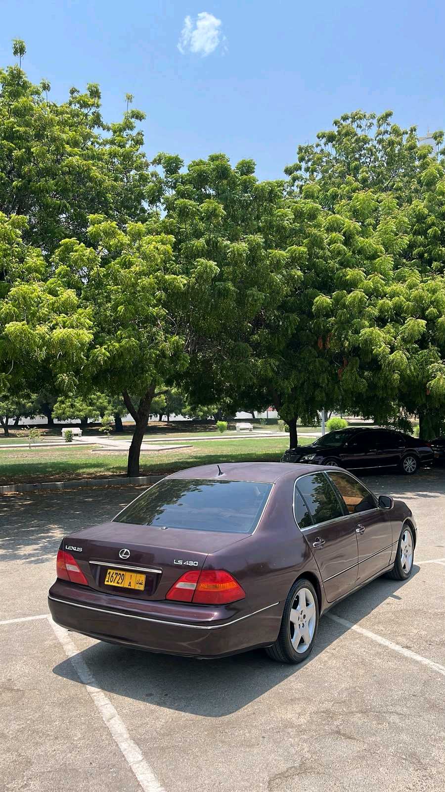 Car Image 2001 LEXUS LS 430 1/2 Ultra