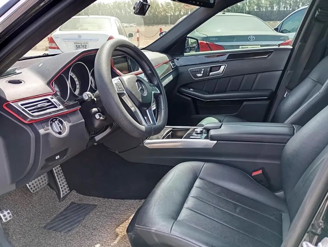 Car Image 2014 MERCEDES E Class 300