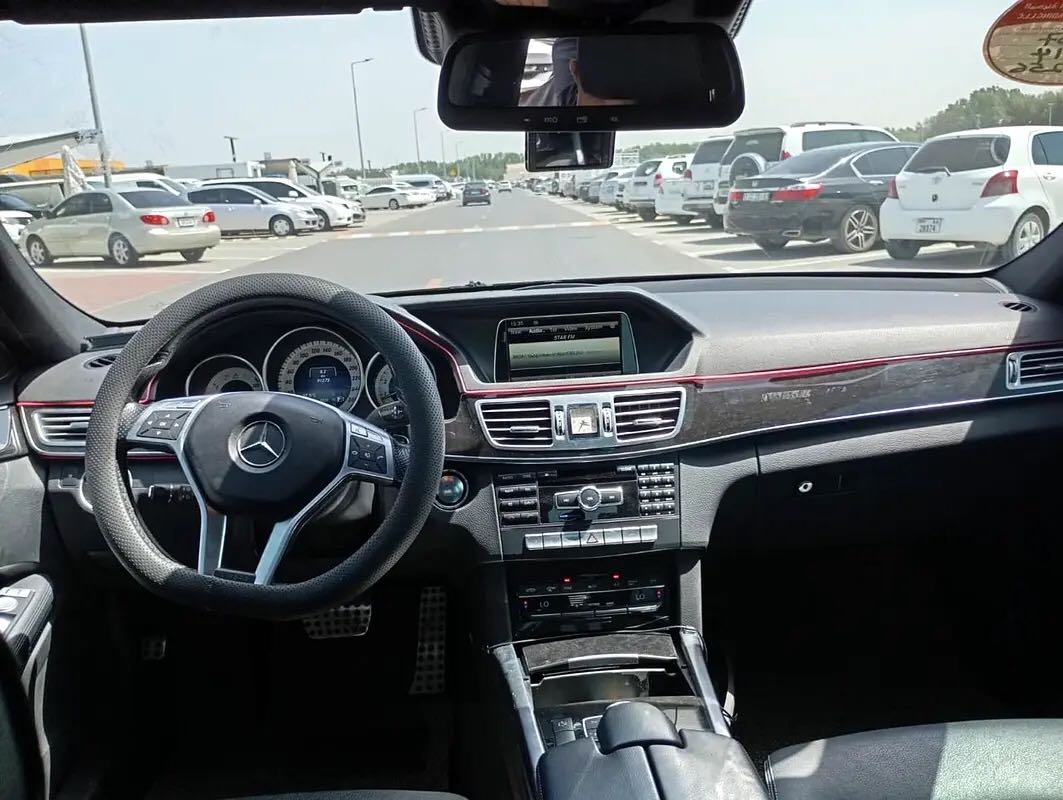 Car Image 2014 MERCEDES E Class 300