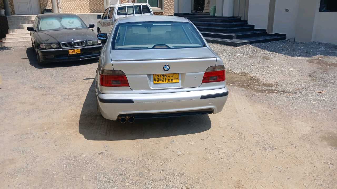 Car Image 1998 BMW 5 SERIES 528