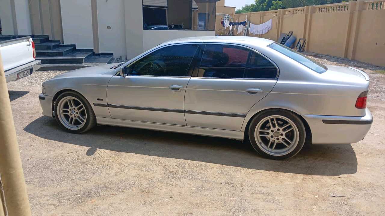 Car Image 1998 BMW 5 SERIES 528