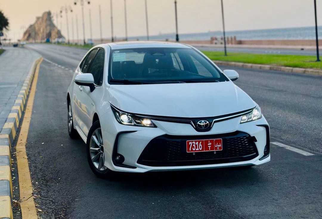 TOYOTA COROLLA 2025
