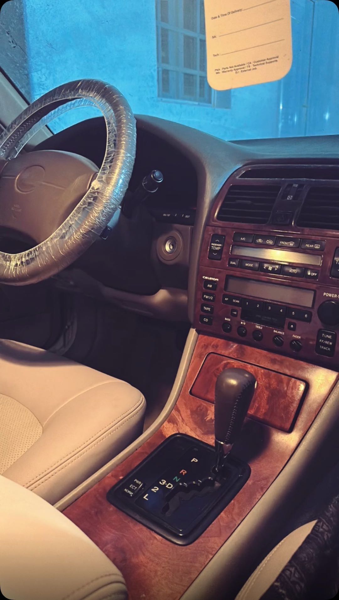 Car Image 1997 LEXUS LS 400
