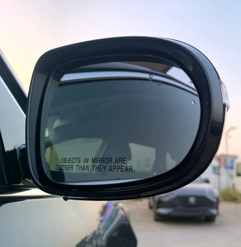 Car Image 2019 KIA SORENTO LX