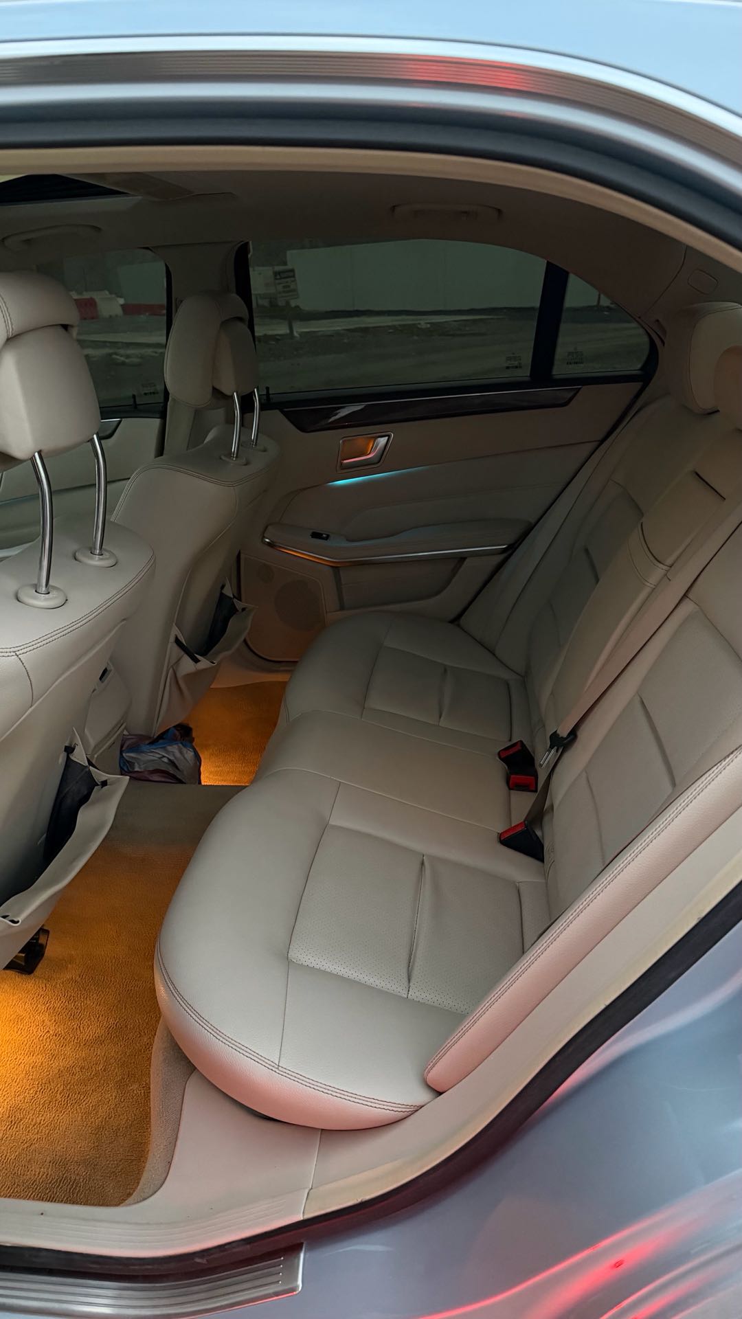 Car Image 2014 MERCEDES E Class 350