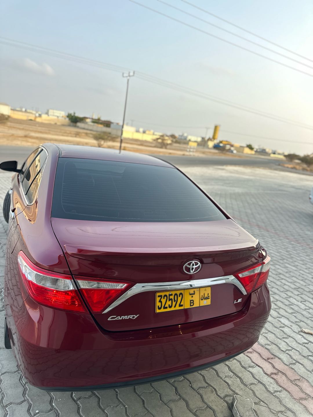 Car Image 2017 TOYOTA CAMRY LE