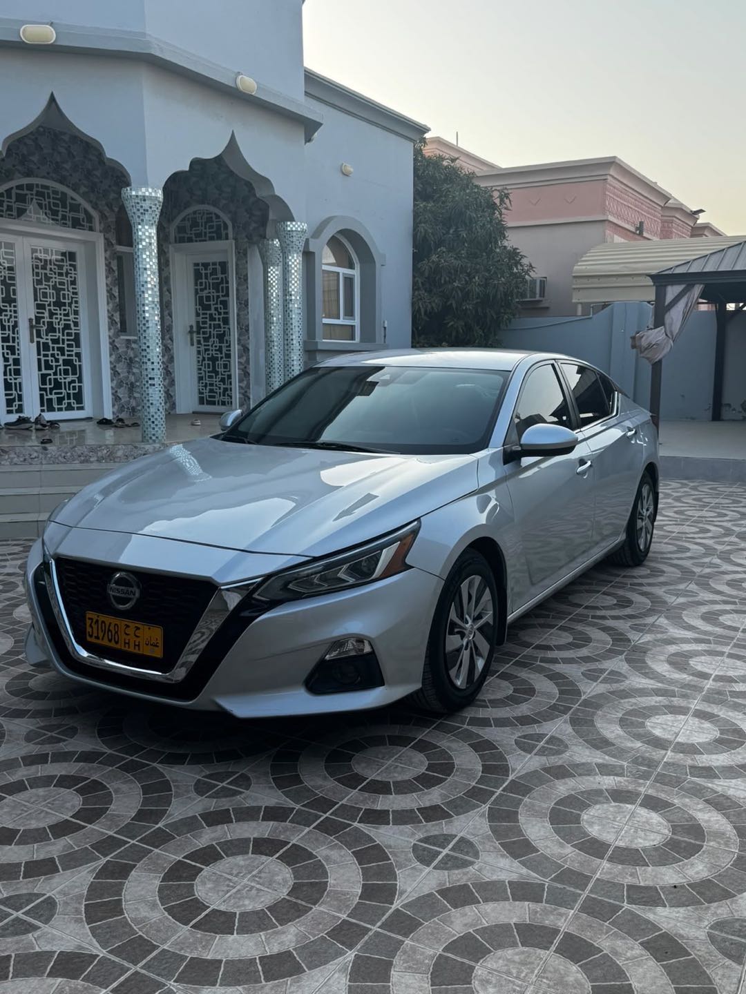 Car Image 2019 NISSAN ALTIMA S