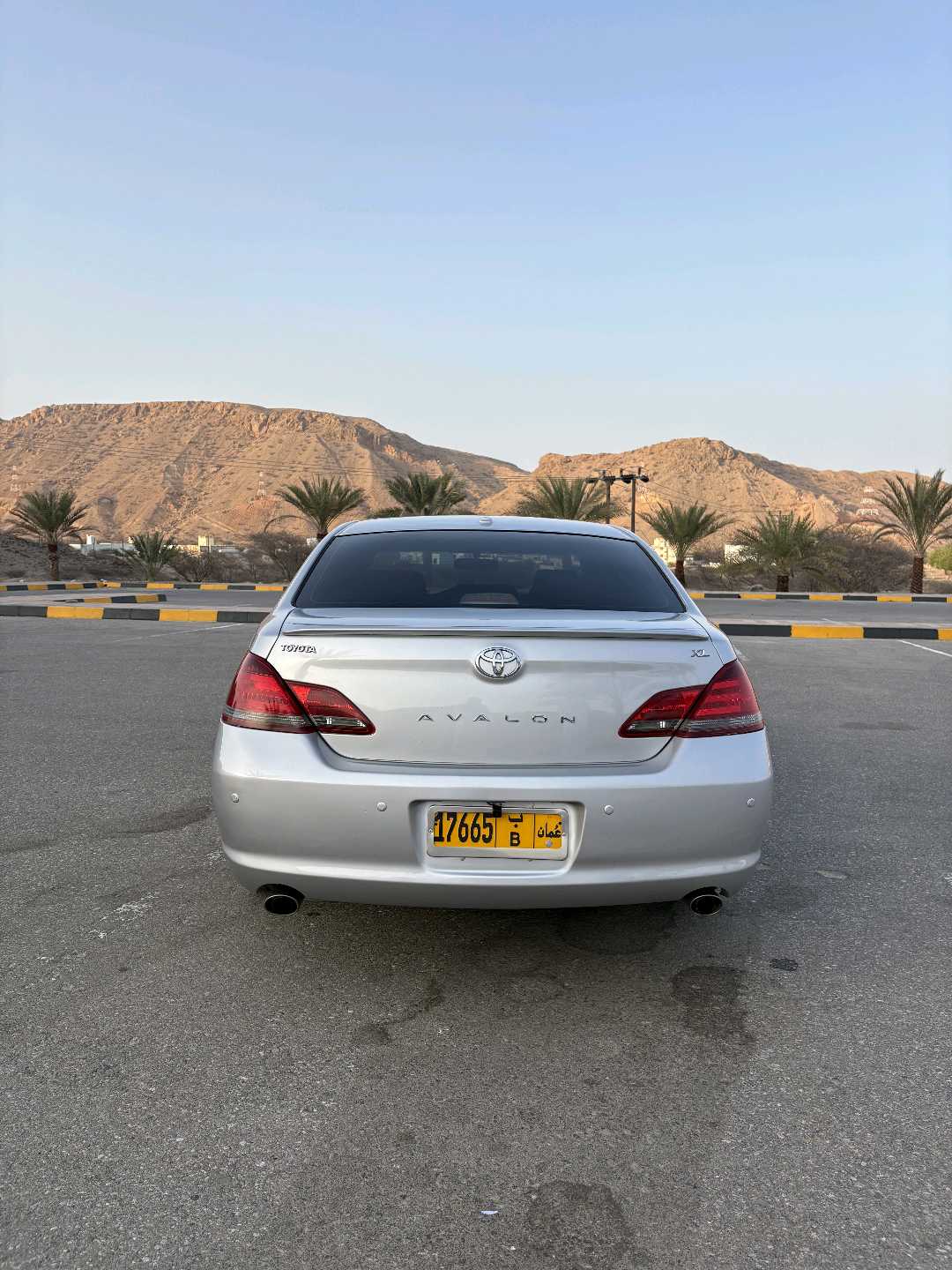Car Image 2009 TOYOTA AVALON XL