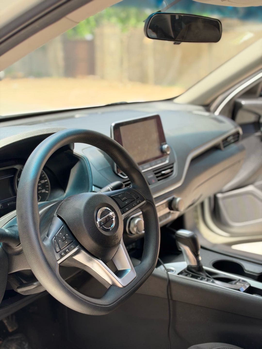 Car Image 2019 NISSAN ALTIMA S