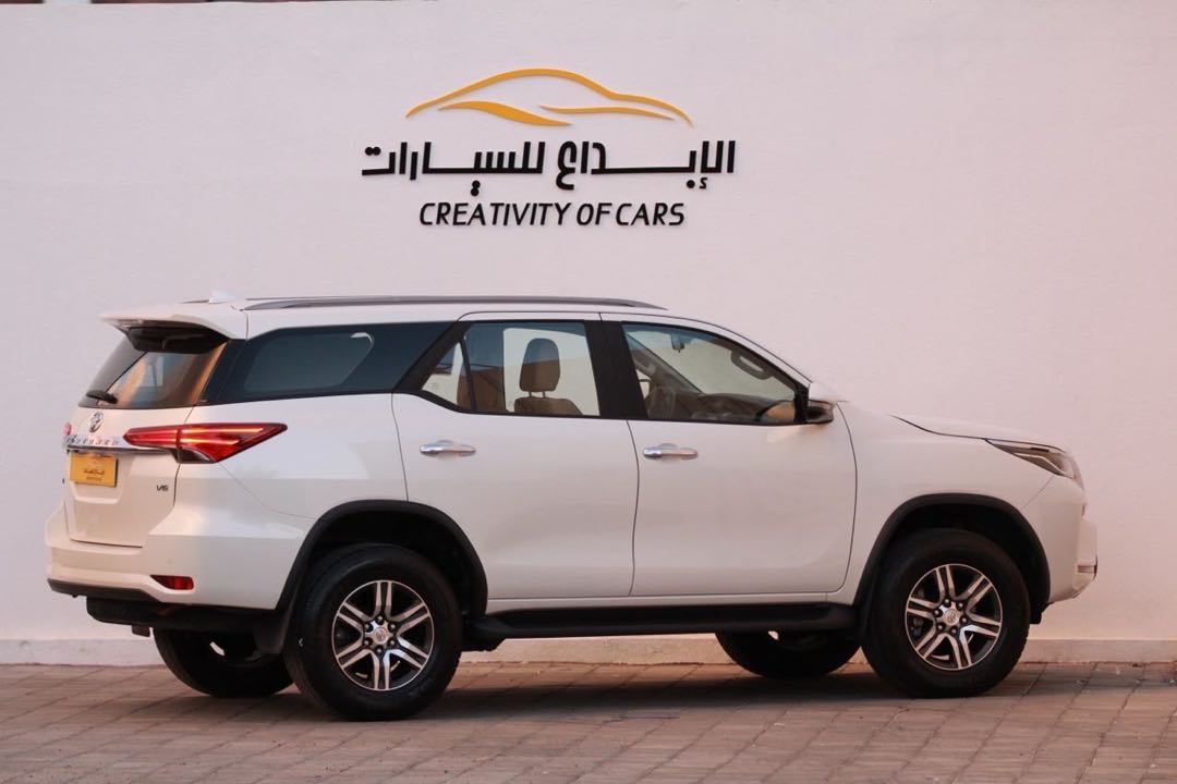 Car Image 2022 TOYOTA FORTUNER 