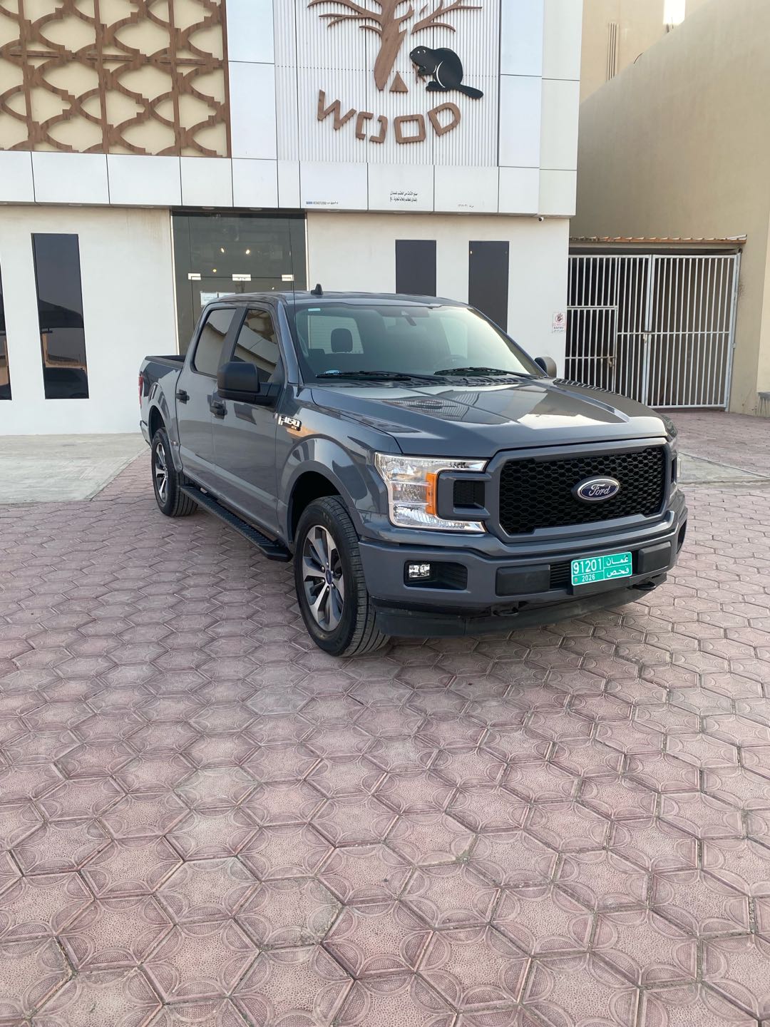 Car Image 2020 FORD F-150 STX