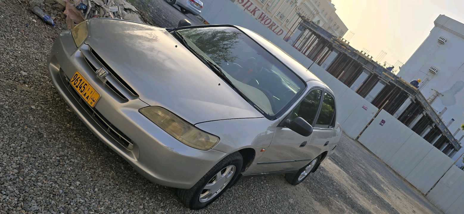 Car Image 1998 HONDA ACCORD DX