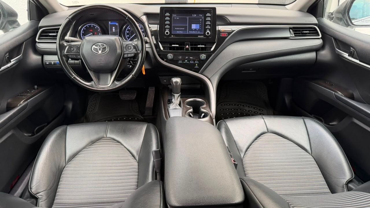 Car Image 2021 TOYOTA CAMRY SE