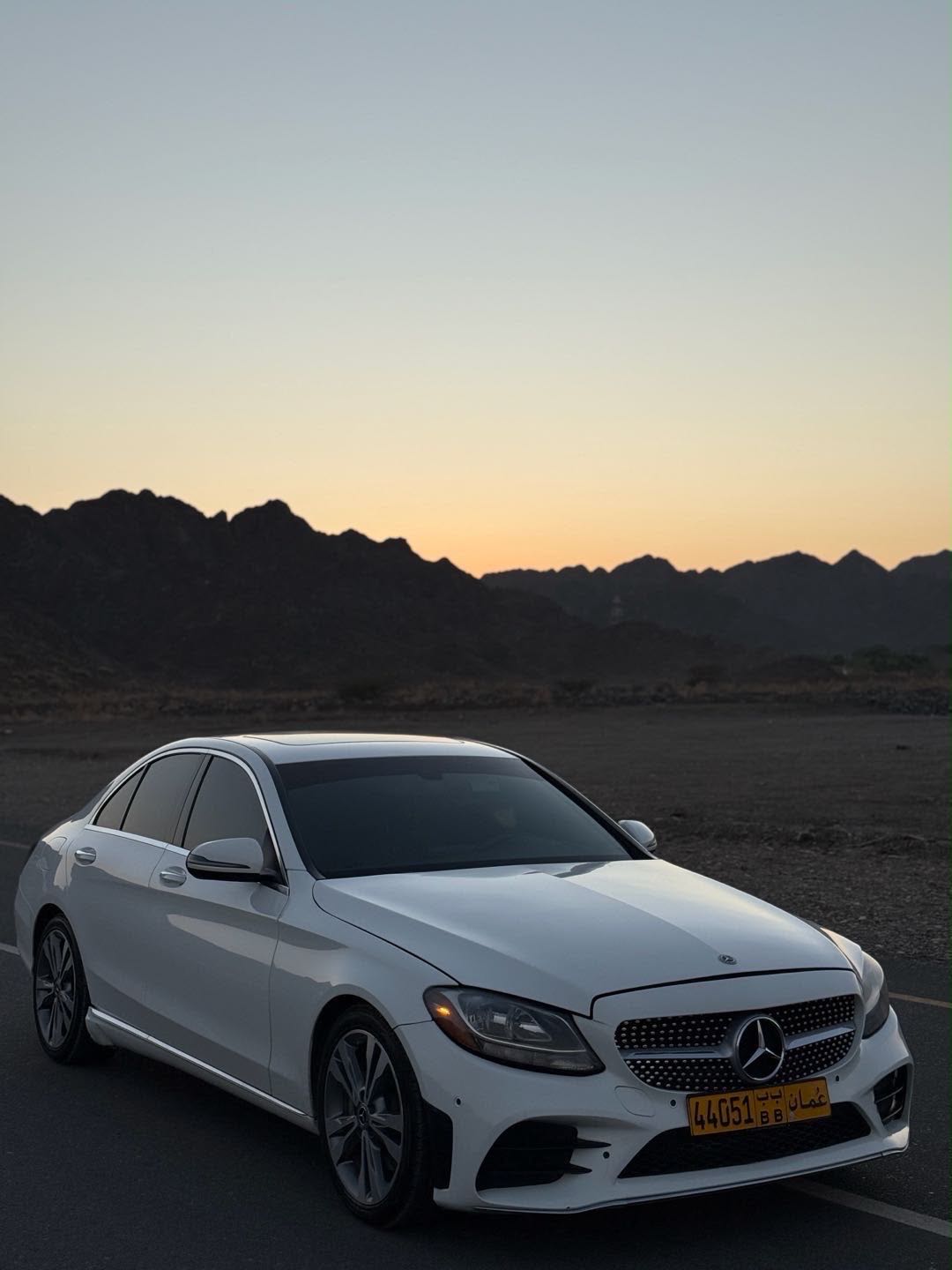 Car Image 2018 MERCEDES C Class 300