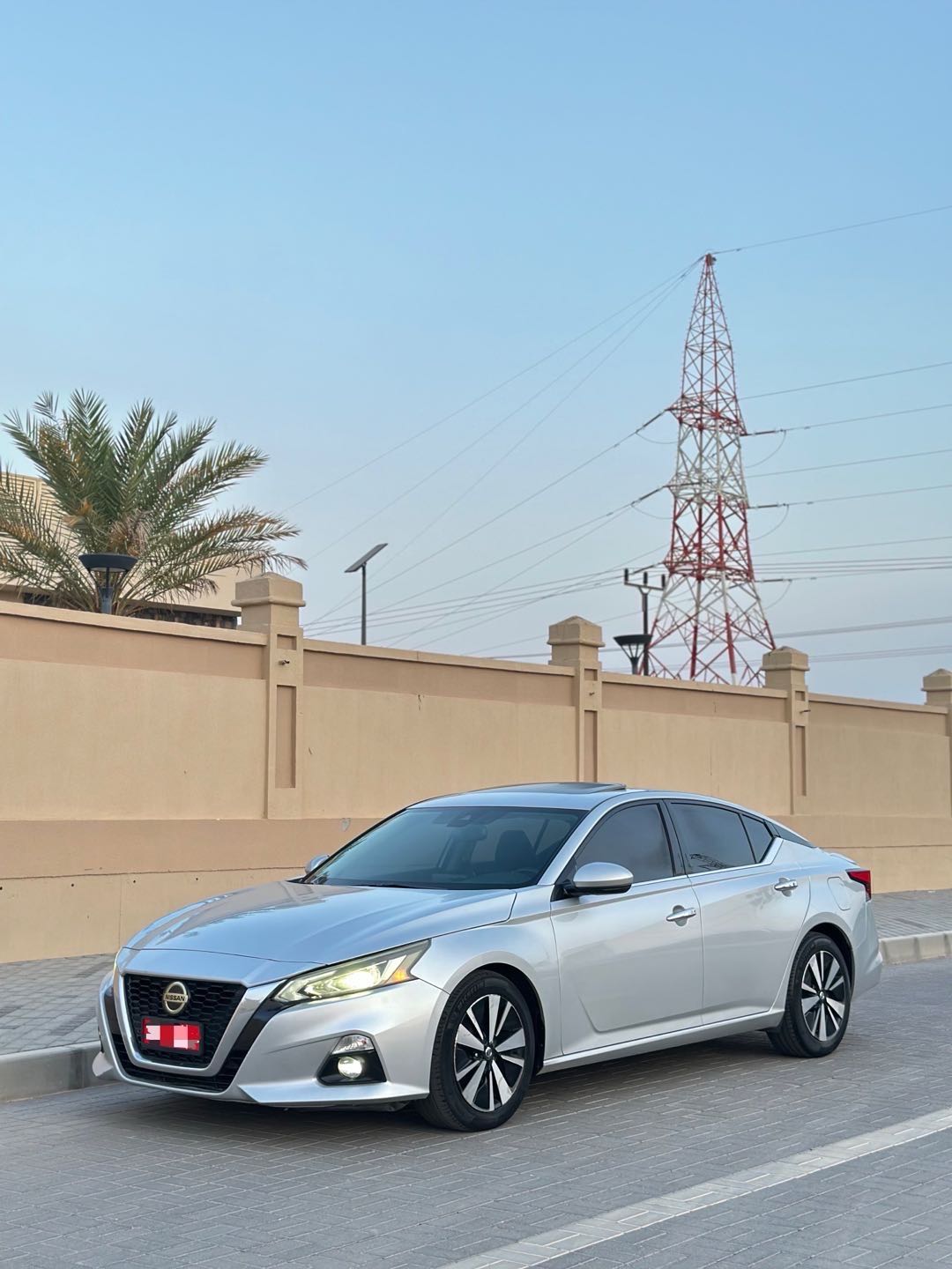 Car Image 2019 NISSAN ALTIMA SL