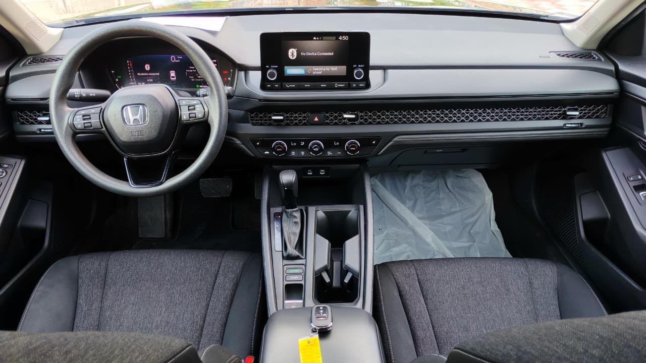 Car Image 2024 HONDA ACCORD EX